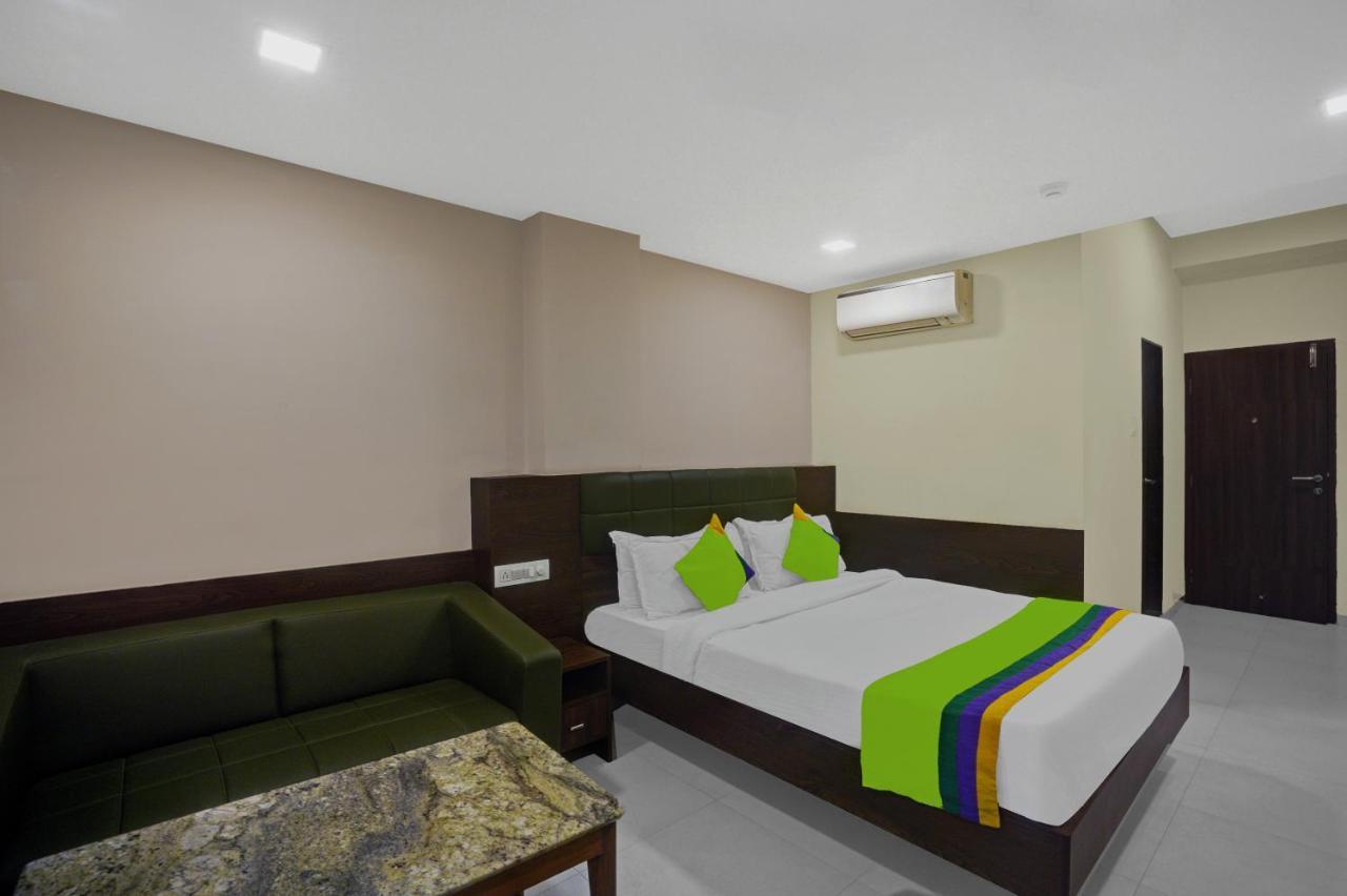 Greenotel Rooms Hazira, Surat Exterior photo